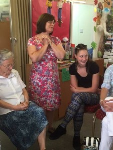 Mandy saying goodbye to Isobel   