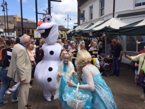 Staines-upon-Thames Day 